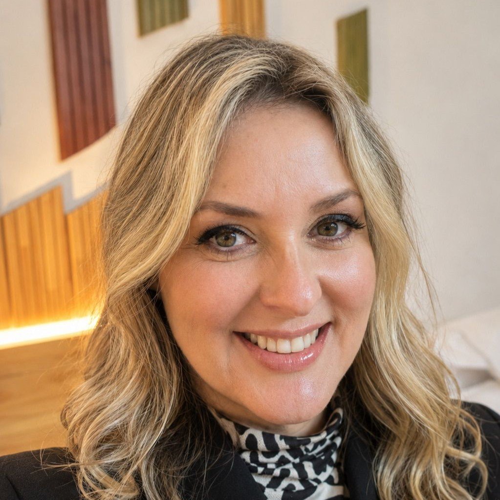Profa. Dra. Letícia Durand